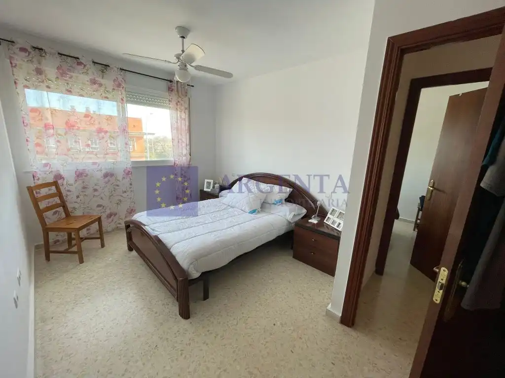 Piso de 80 m² en Cáceres