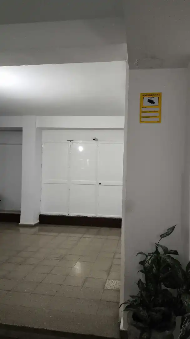 Pis de 80 m² a Còrdova