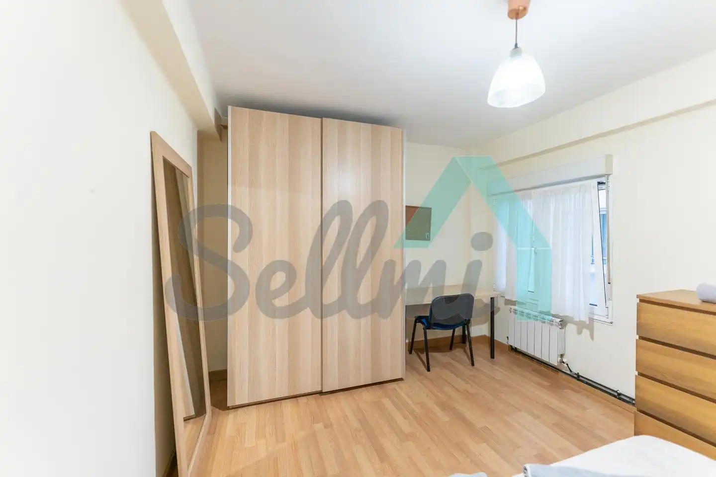 Pis de 85 m² a Oviedo
