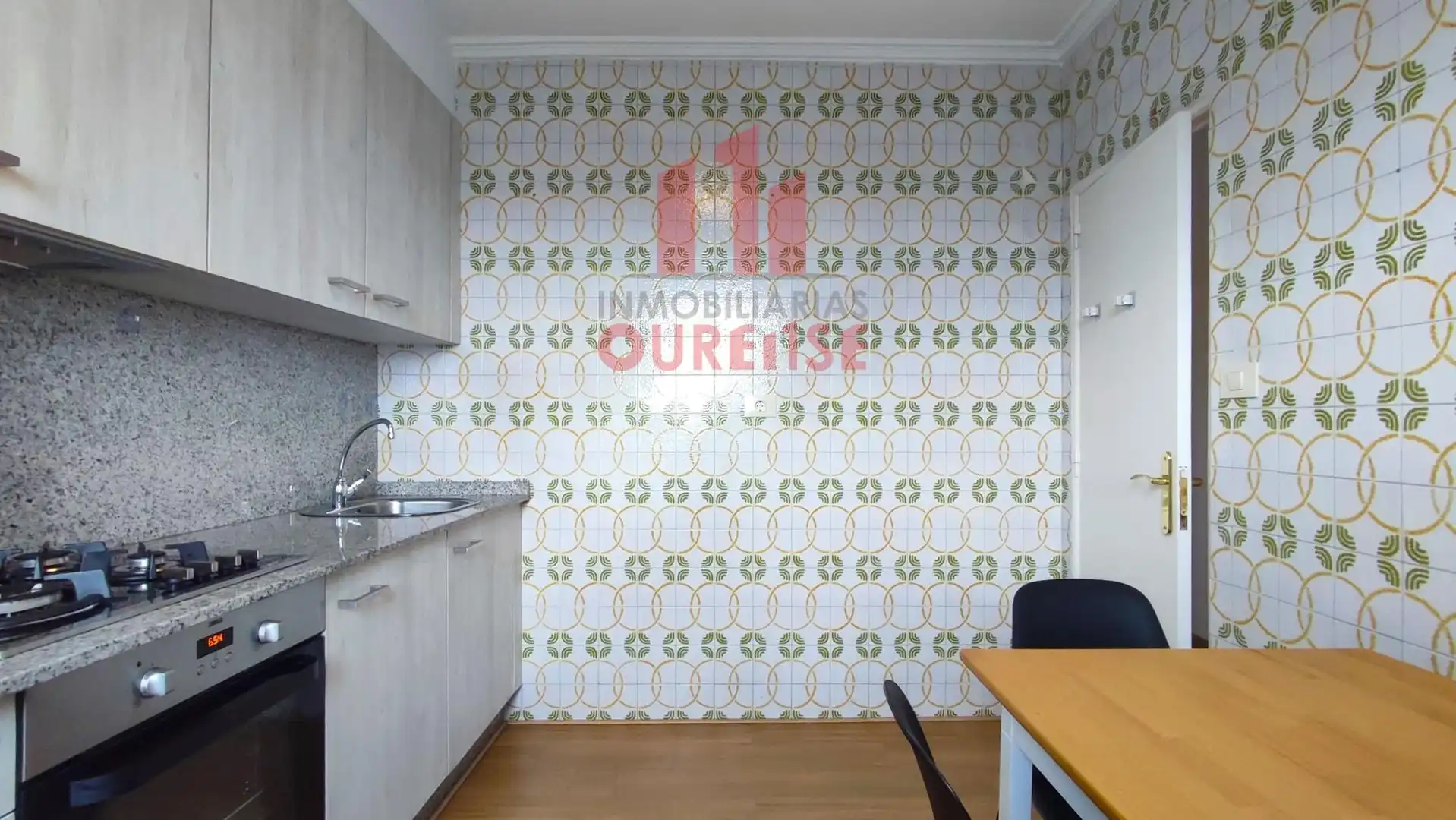 Wohnung 64 m² in Ourense