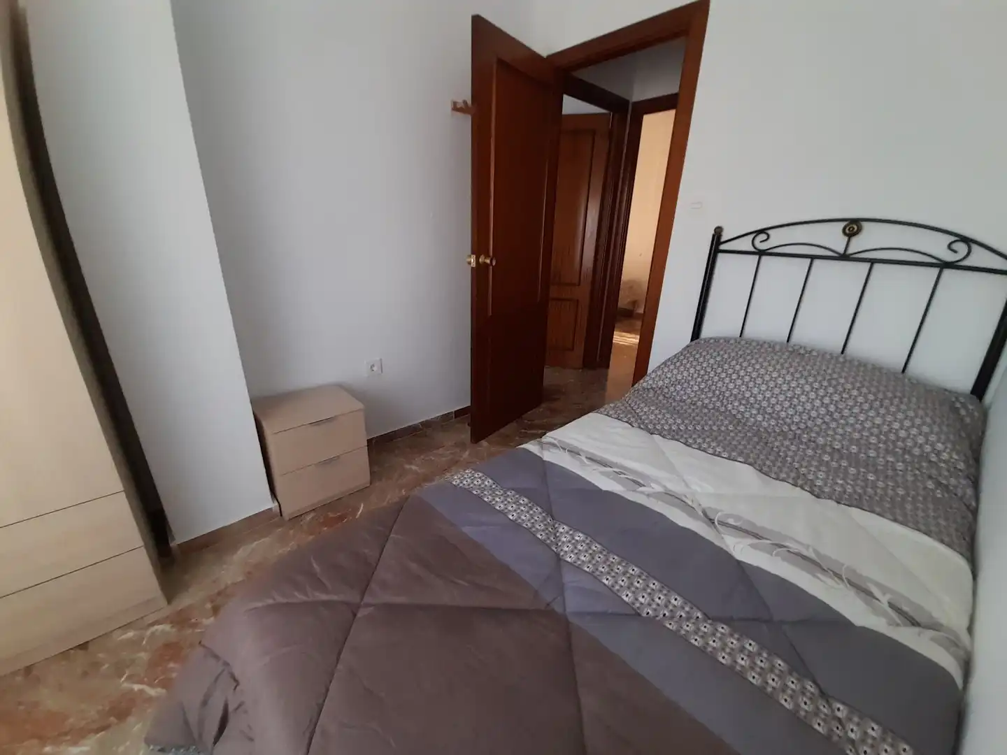 Piso de 100 m² en Granada