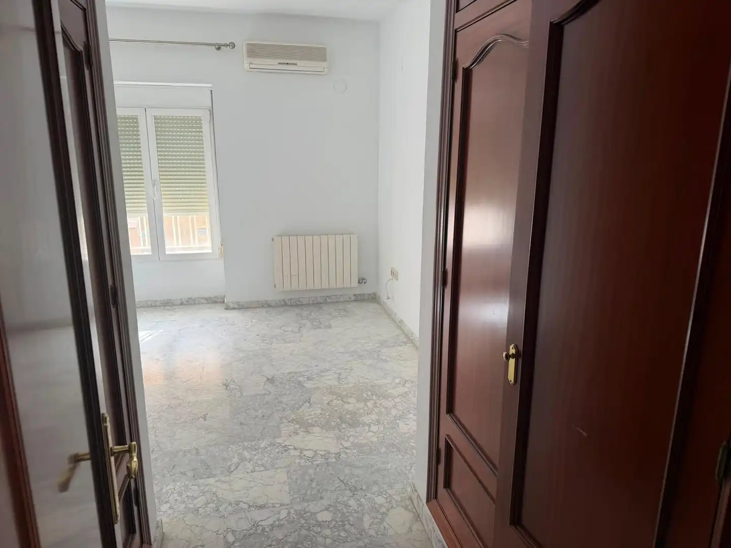 Piso de 130 m² en Granada