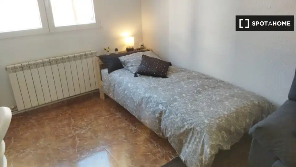 Habitación 78 m², Zaragoza