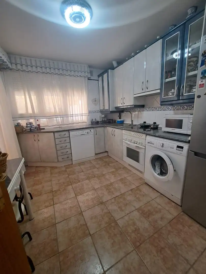 Casa de 250 m² en Ávila