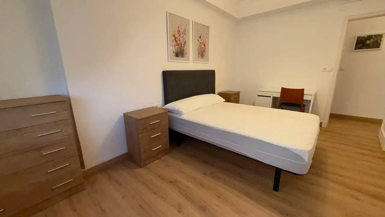 Piso de 95 m² en Ourense