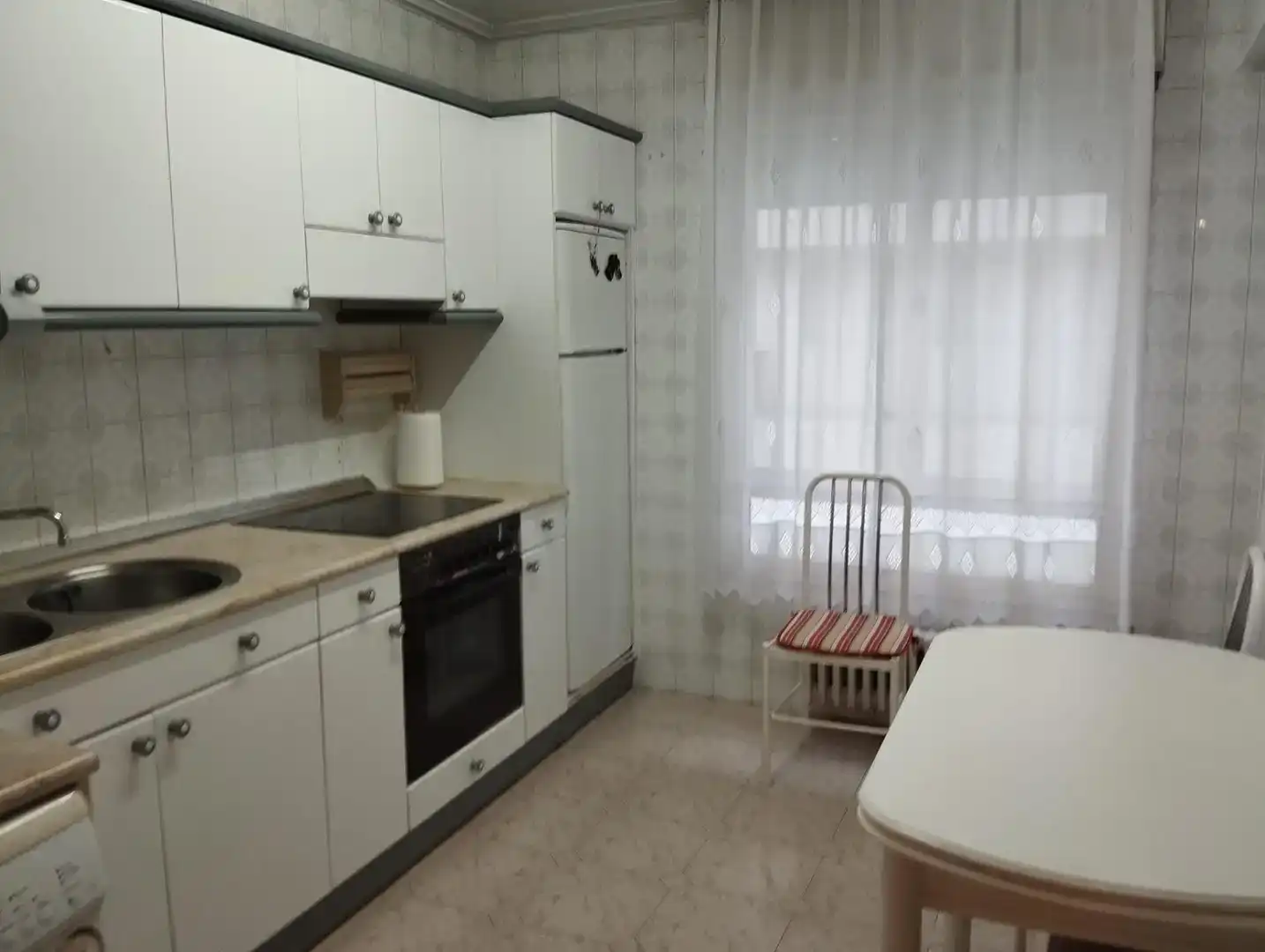 Habitación 100 m², Vitoria