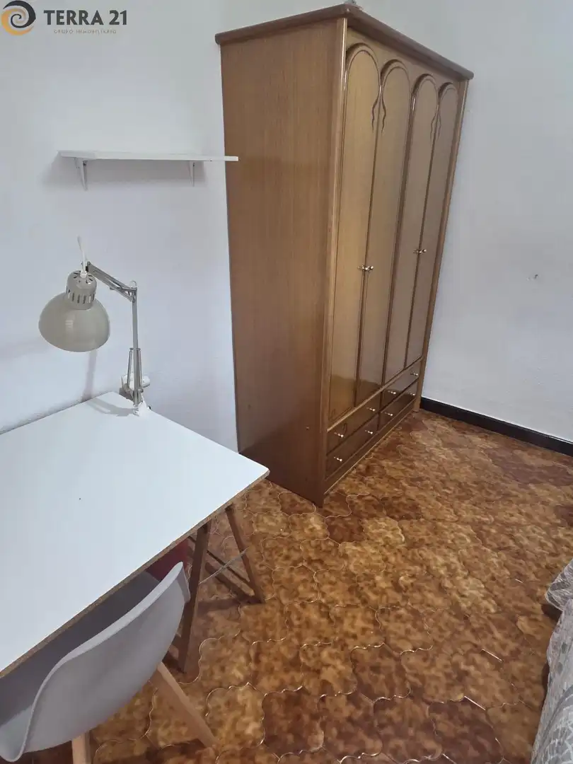 Habitación 102 m², Jaén