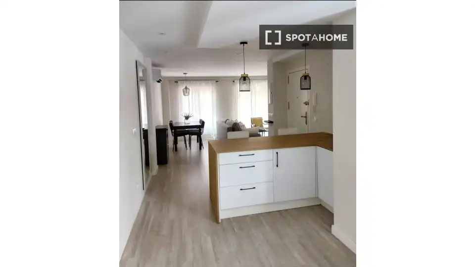 Habitación 75 m², Alicante