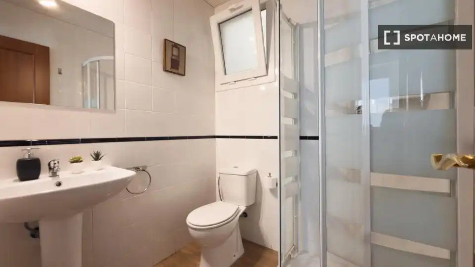 Habitación 81 m², Sevilla