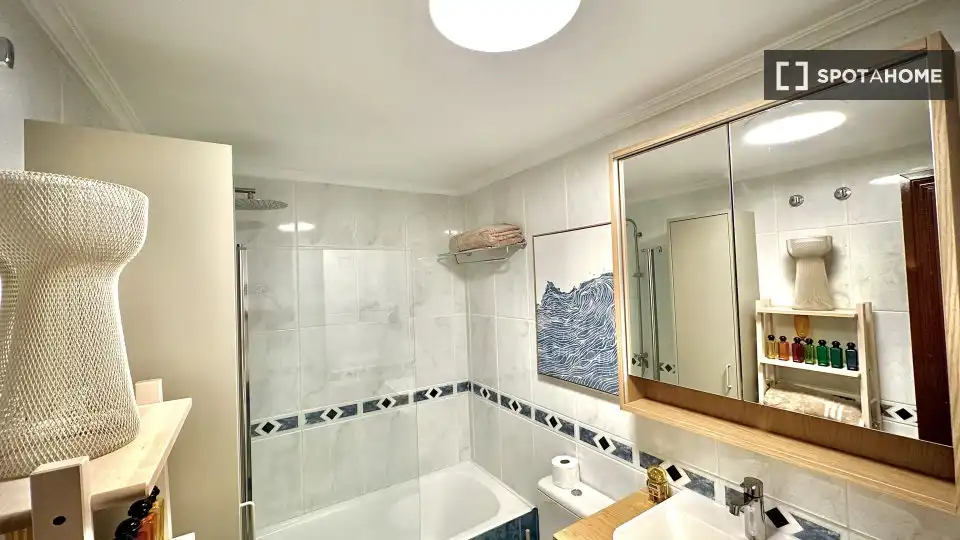 Habitación 69 m², Bilbao