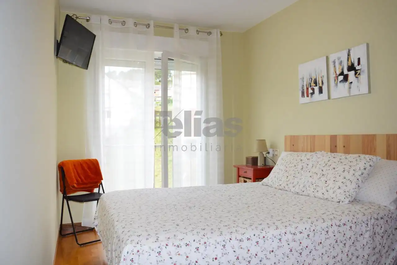Piso de 70 m² en Laxe