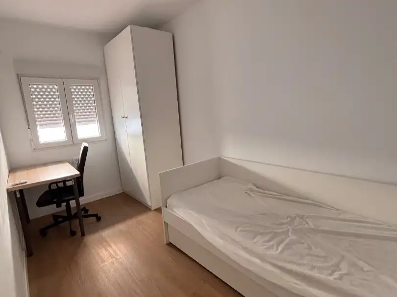 Piso de 90 m² en Huelva