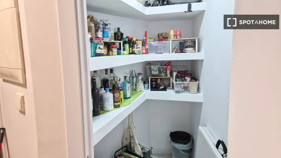Habitación 144 m², Alicante