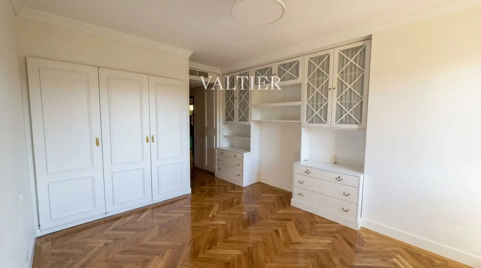 Flat 284 m² in Madrid