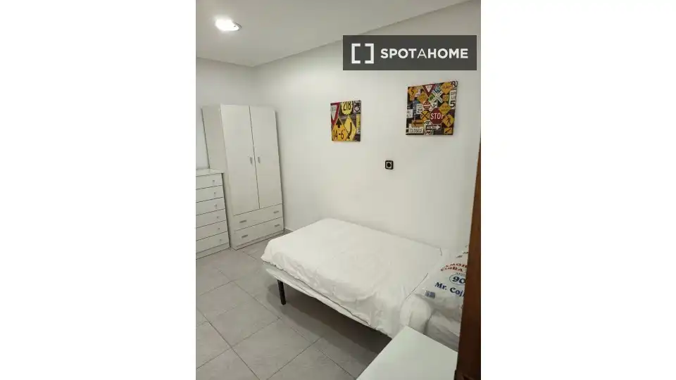 Habitación 109 m², Alicante