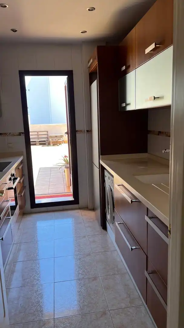 Piso de 80 m² en Almería
