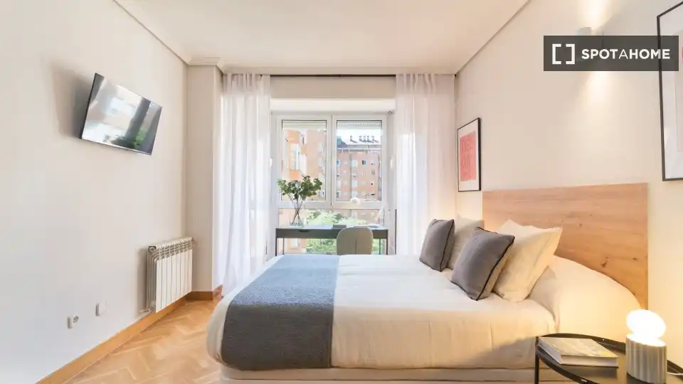 Habitación 100 m², Madrid