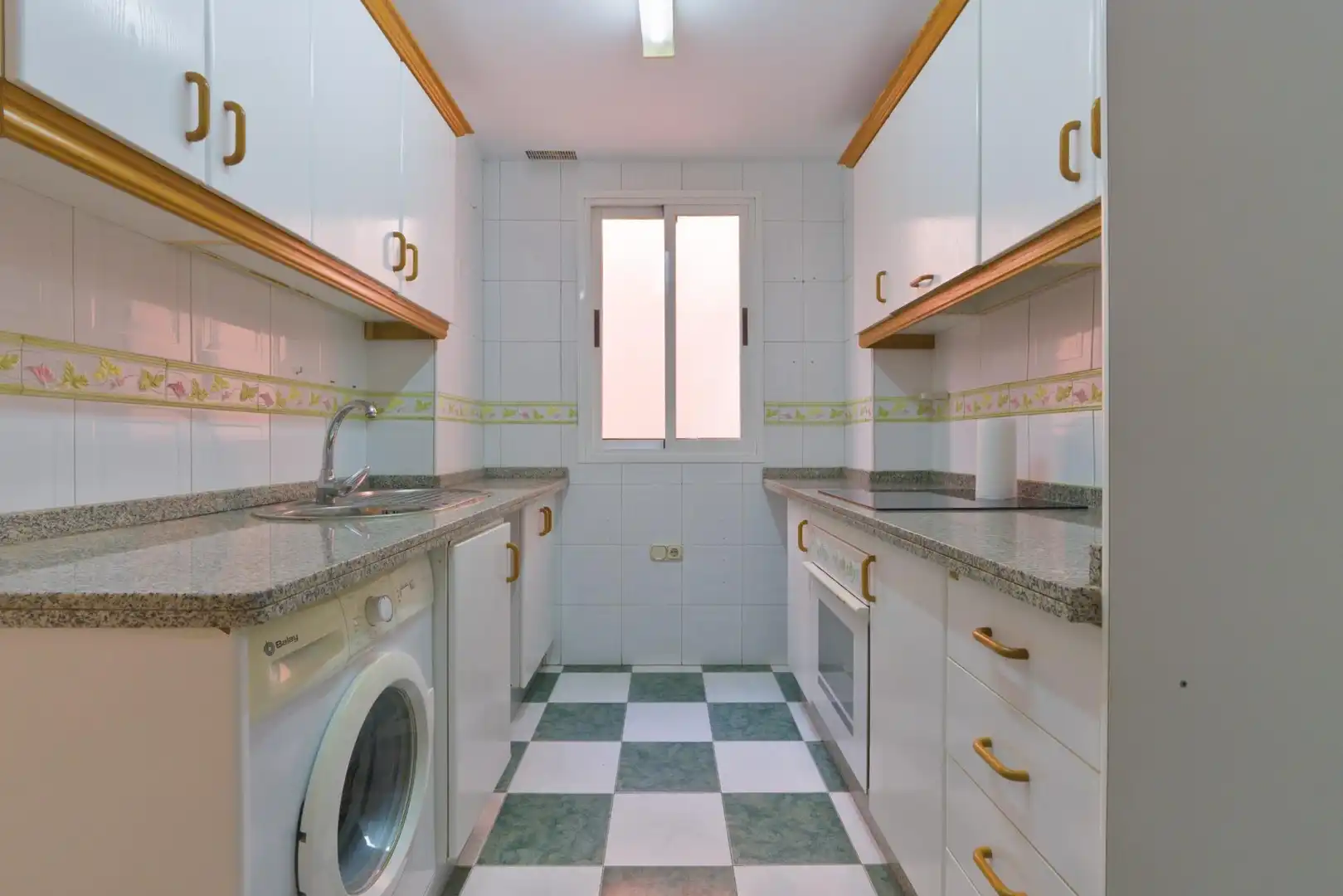 Piso de 80 m² en Granada