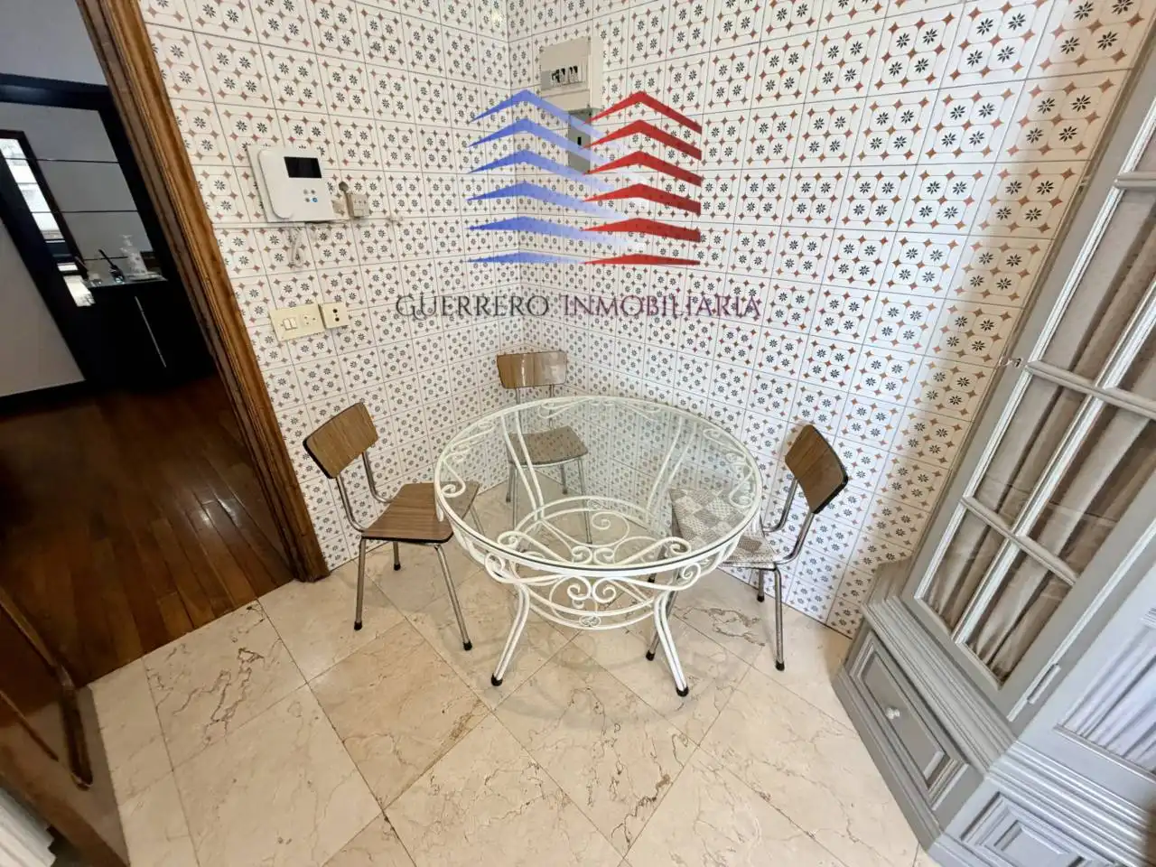 Piso de 130 m² en Ourense
