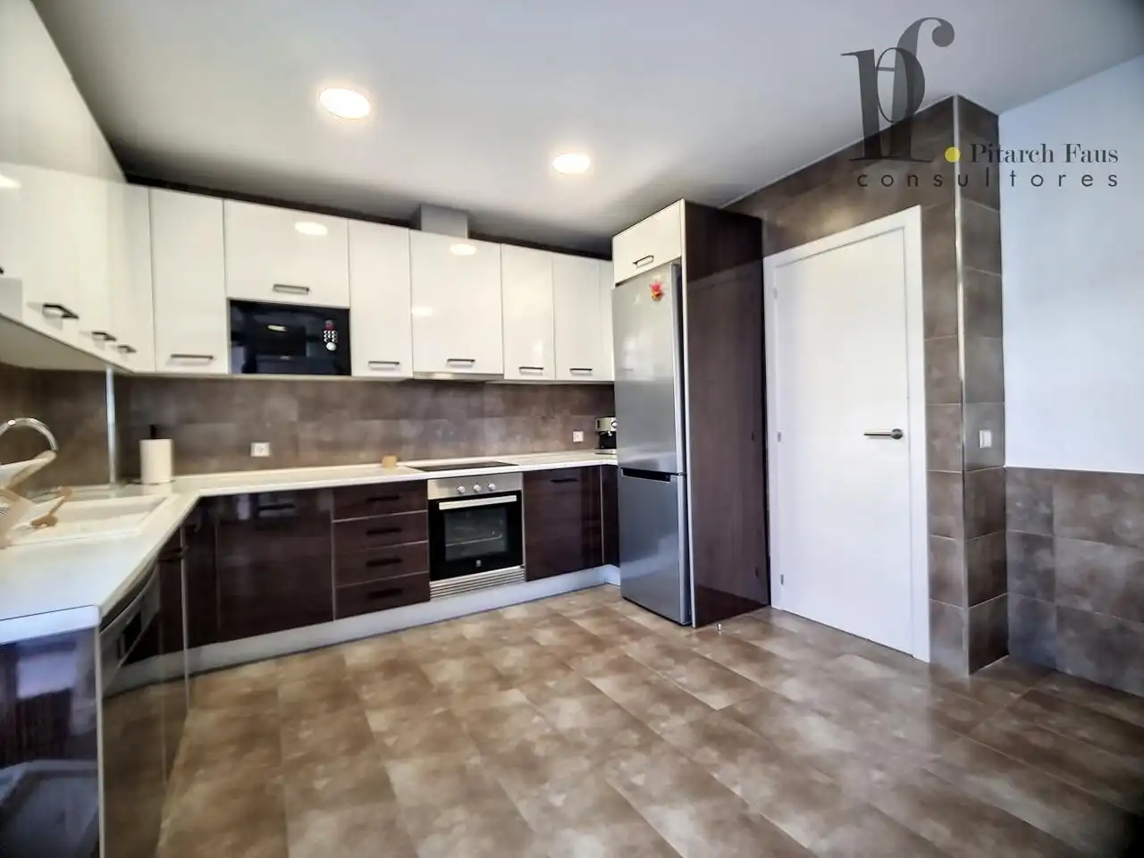 Casa de 203 m² en la Pobla de Vallbona
