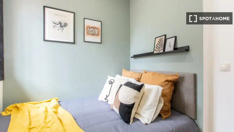 Habitación 144 m², Madrid