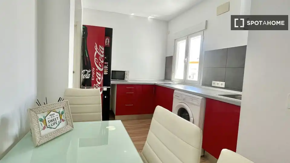 Habitación 81 m², Sevilla