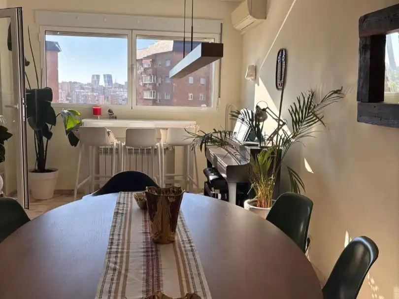 Wohnung 111 m² in Madrid