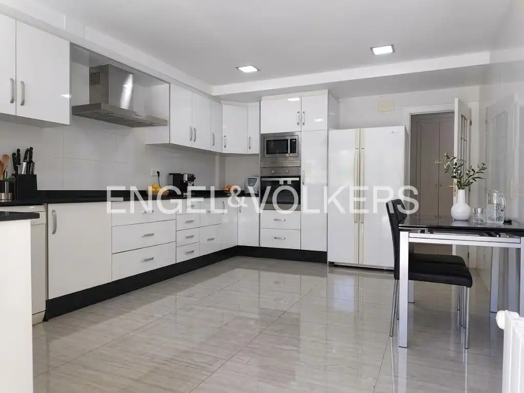 Casa de 350 m² a Picanya