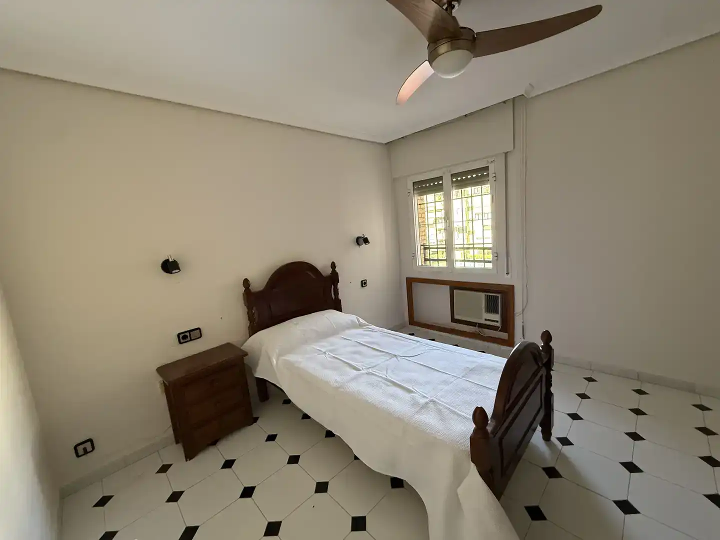 Piso de 140 m² en Sevilla
