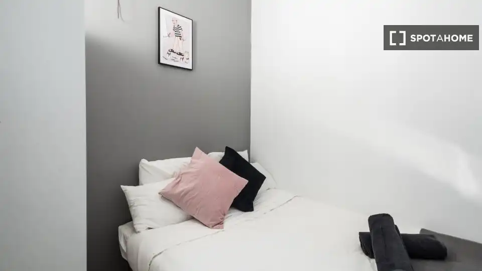 Habitación 140 m², Madrid