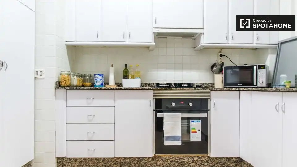 Habitación 250 m², Valencia