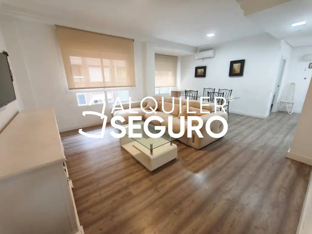 Pis de 77 m² a Alacant