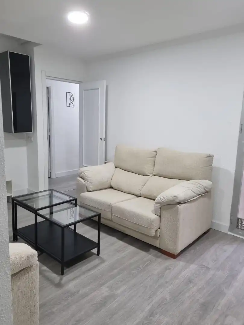 Habitación 120 m², Ávila