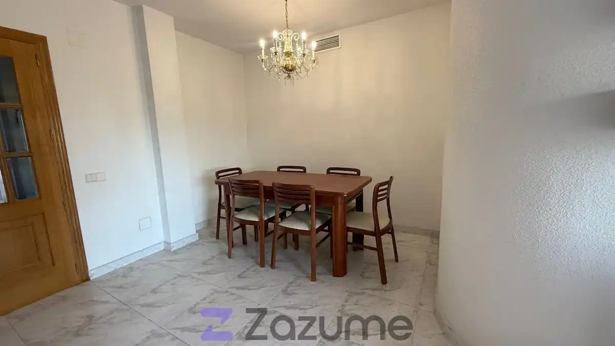 Piso de 141 m² en Murcia