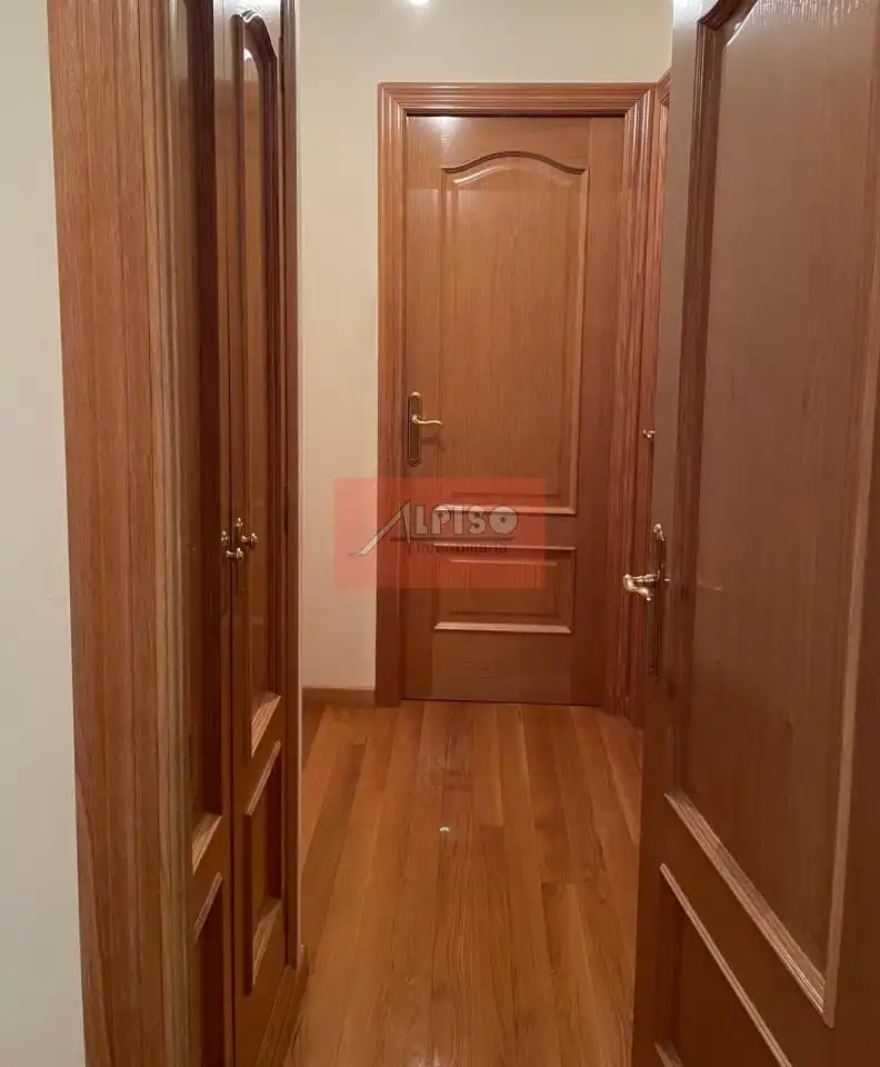 Piso de 92 m² en Ourense