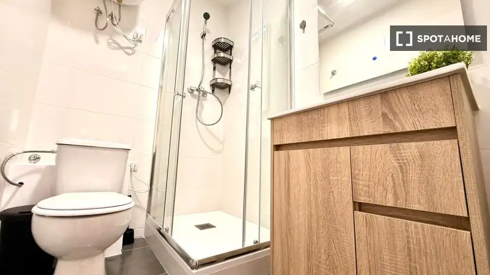 Habitació de lloguer, Madrid