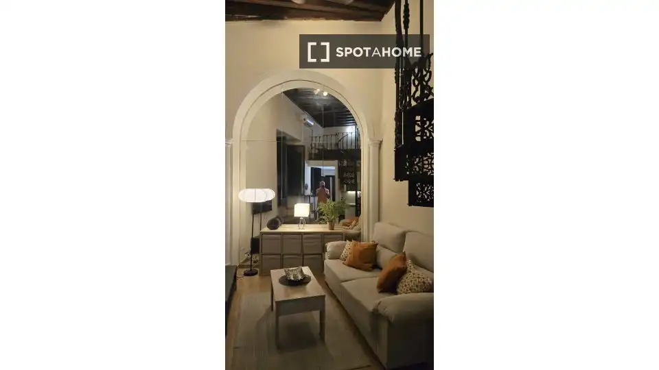 Habitación 46 m², Sevilla