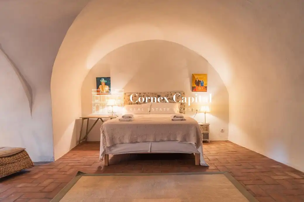 Casa de 1000 m² en Rupià