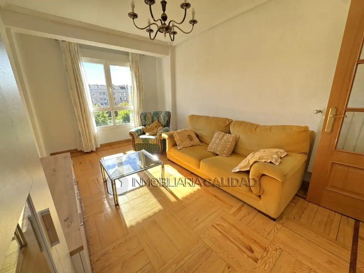 Piso de 85 m² en Burgos