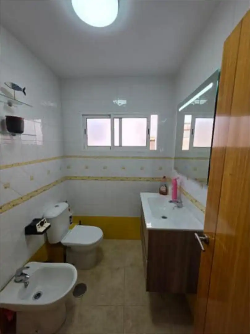 Wohnung 90 m² in Linares