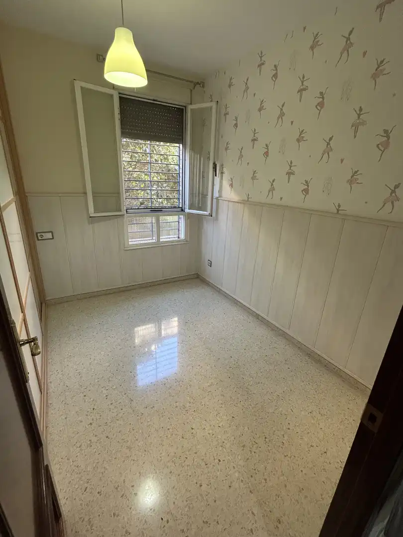 Piso de 120 m² en Sevilla