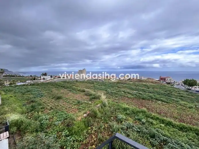 Piso de 100 m² en Los Realejos