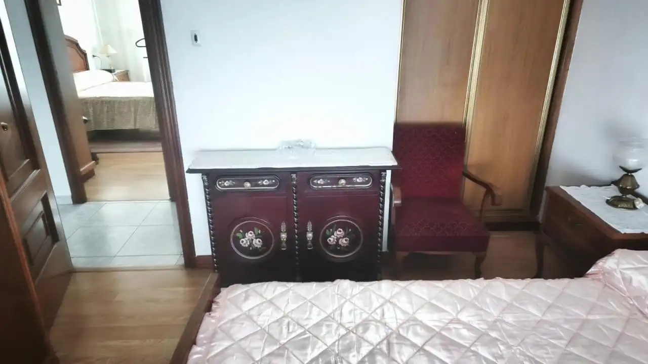 Piso de 80 m² en Ourense