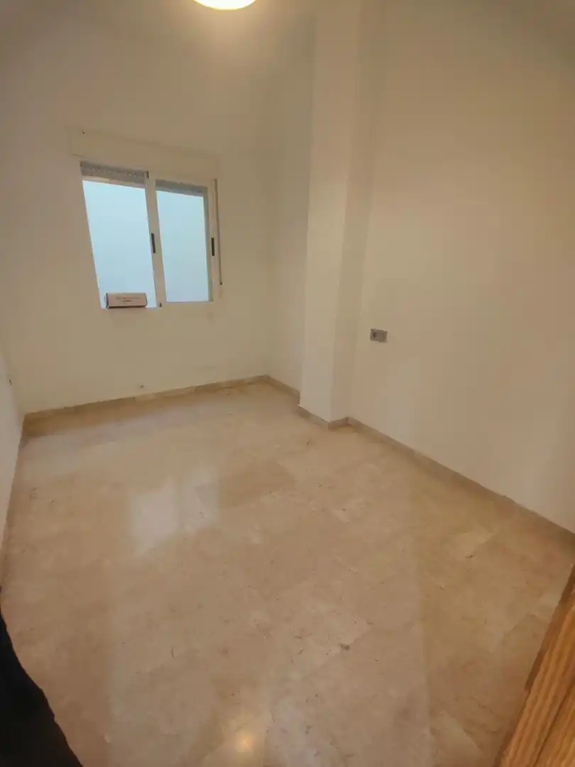 Piso de 89 m² en Gójar