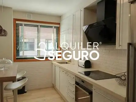 Piso de 85 m² en Oleiros