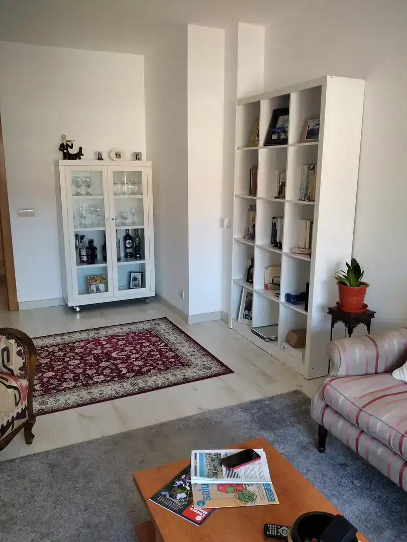 Habitación 90 m², Poio