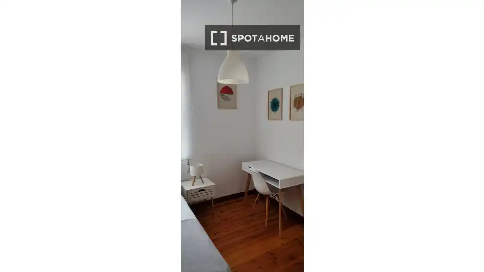 Habitación 75 m², Santander
