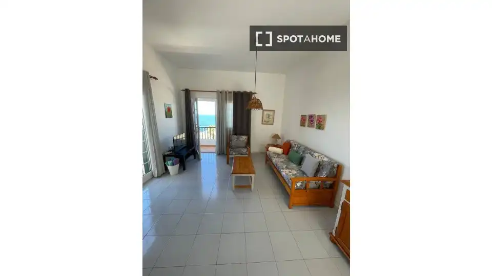 Habitación en alquiler, Guía de Isora