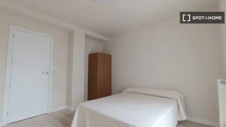 Habitación en alquiler, Pamplona
