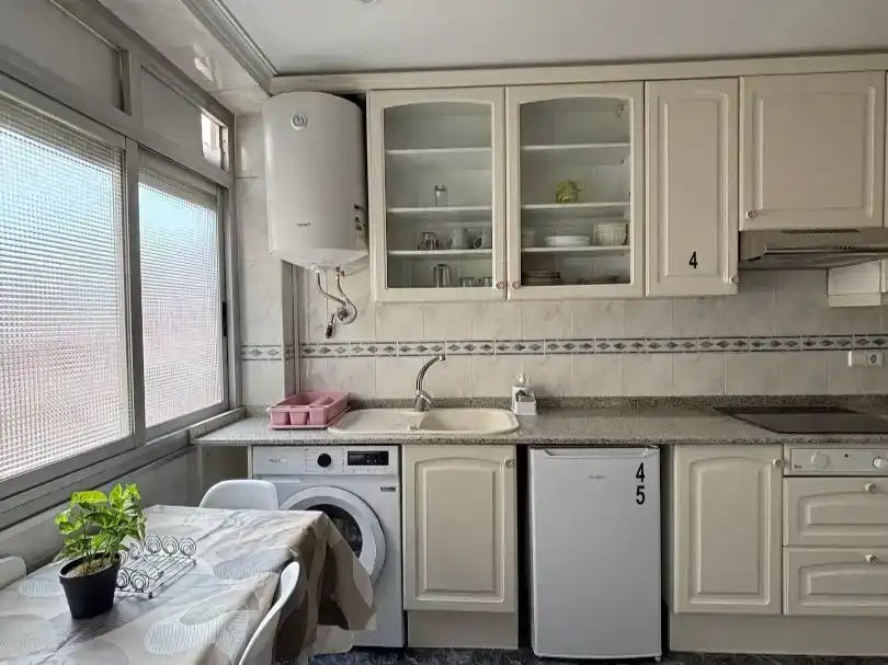 Habitación 105 m², Elda